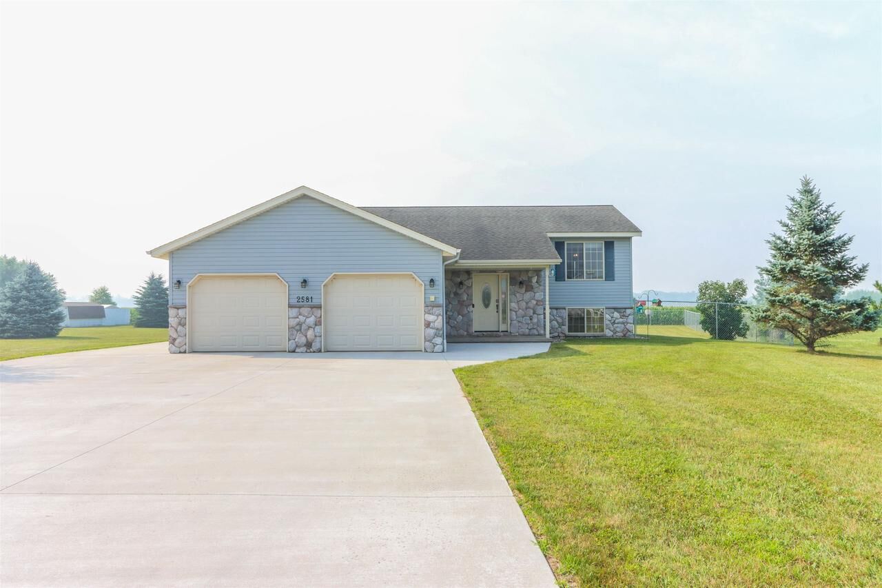 Property Photo:  2581 Golden Eagle Road  WI 54455 