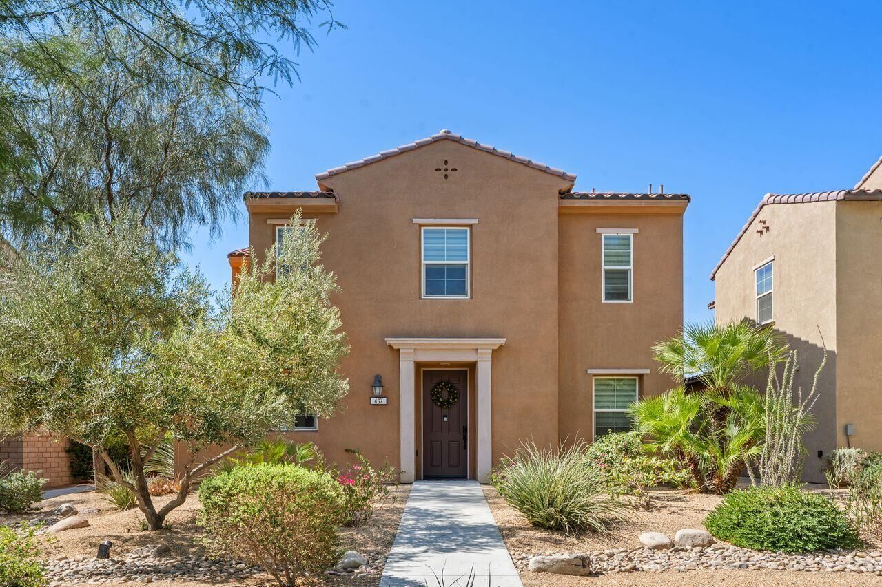Property Photo: 467 Paseo Del Corazon CA 92211