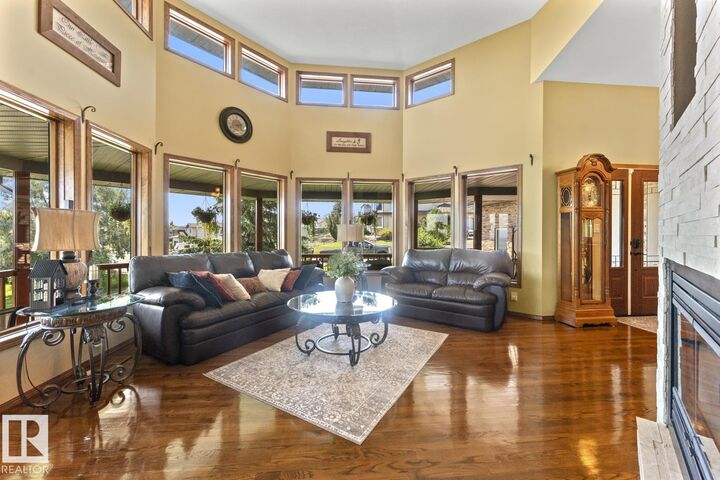 Property Photo: 2700 Beach Avenue AB T9M 1K8