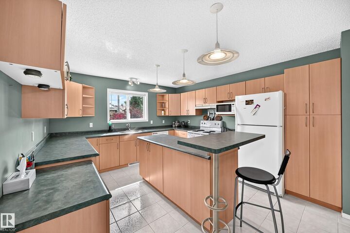 Property Photo: 1116 39 Street NW AB T6L 2K7