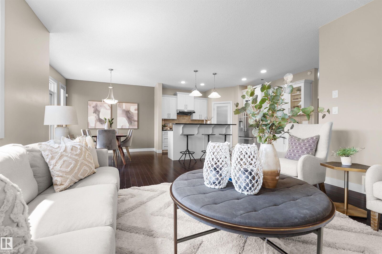 Property Photo: 843 Armitage Wynd SW AB T6W 0K4