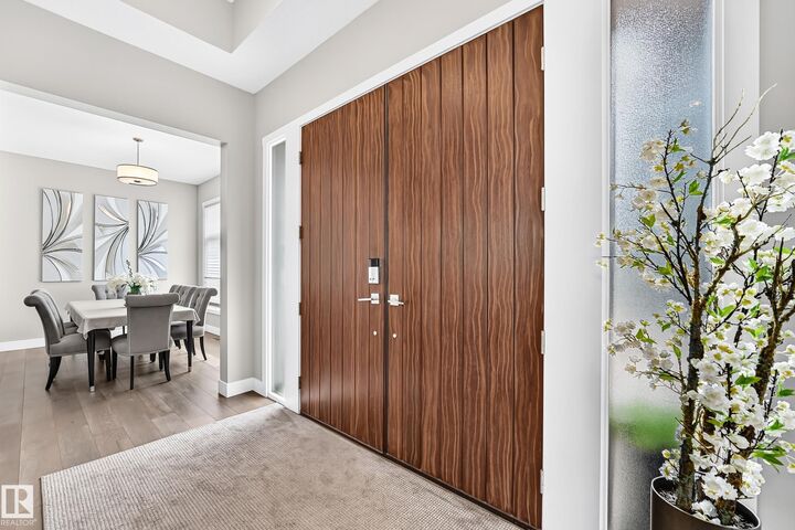 Property Photo: 95 Salisbury Way 56 AB T8B 0C1