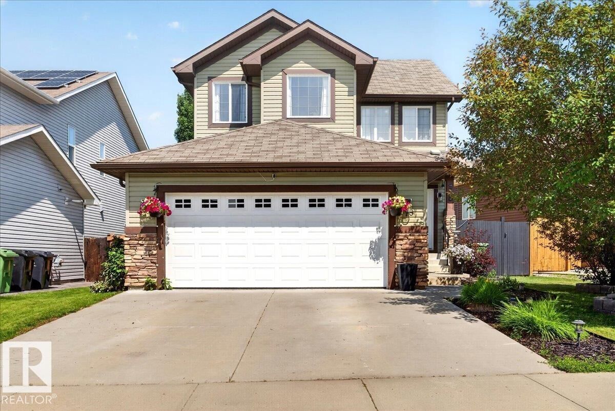 Property Photo: 78 Cranberry Bend AB T8L 0K4