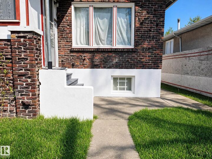 Property Photo: 11405 97 Street NW AB T5G 1X6