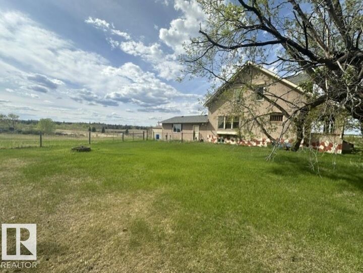 449 Jennifer Heil Way — photo 1
