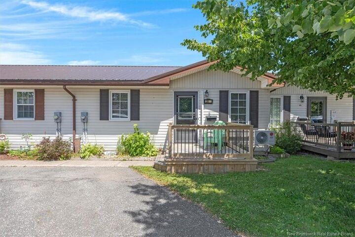Property Photo: 28 Christina Court NB E2J 4L3