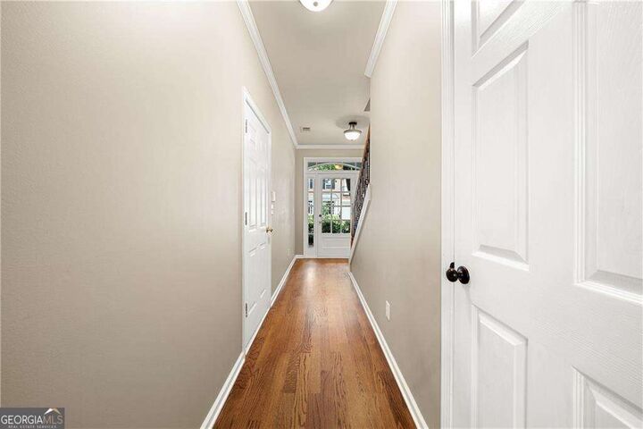 Property Photo: 2402 Waters Edge Trail GA 30075