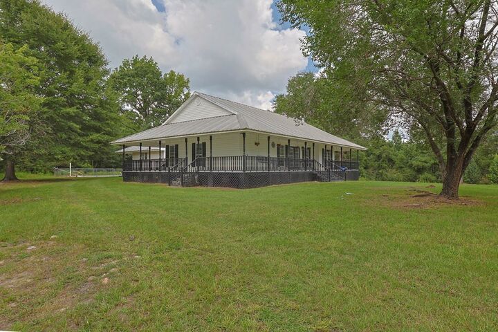 Property Photo: 5281 Lee Road 0246 AL 36877