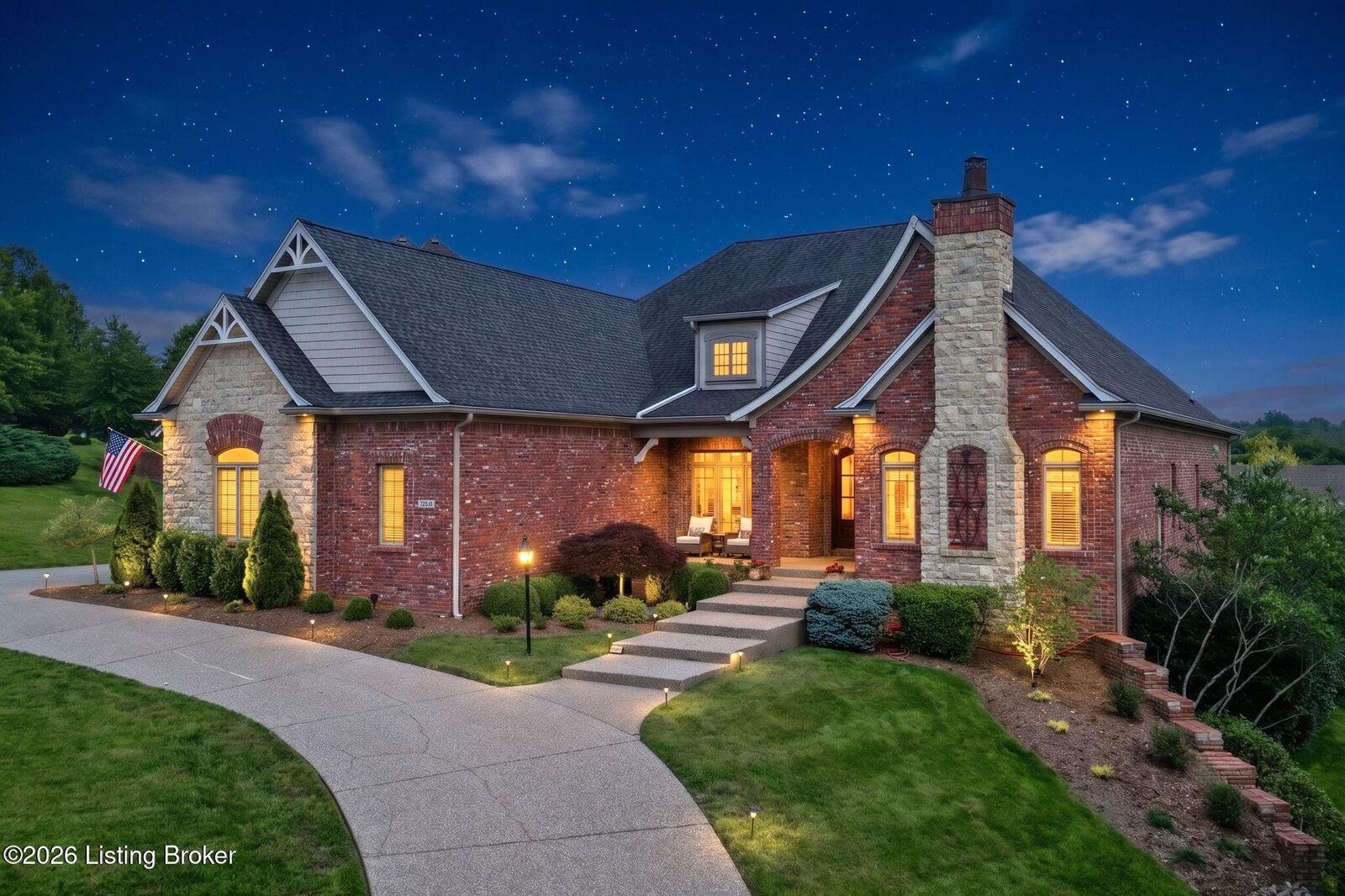 Property Photo: 7530 Beechspring Farm Blvd KY 40241