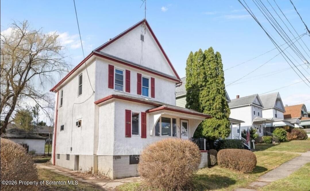 Property Photo:  1413 Bulwer Street Unit 2  PA 18504 