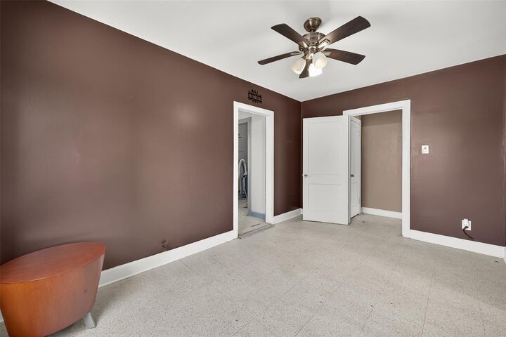 Property Photo: 7111 Myrtle Street TX 77087
