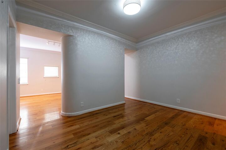 Property Photo:  4004 Montrose Boulevard 44D  TX 77006 