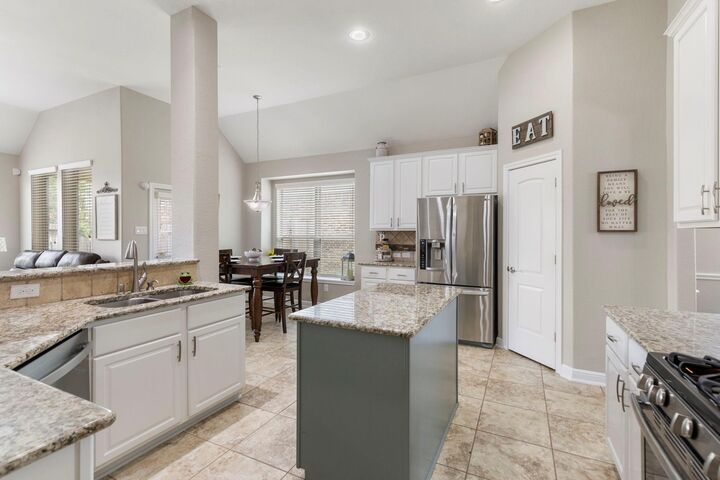 Property Photo: 19110 Cardinal Grove Court TX 77429