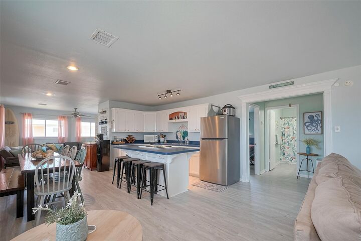 Property Photo:  510 Oyster Street  TX 77541 