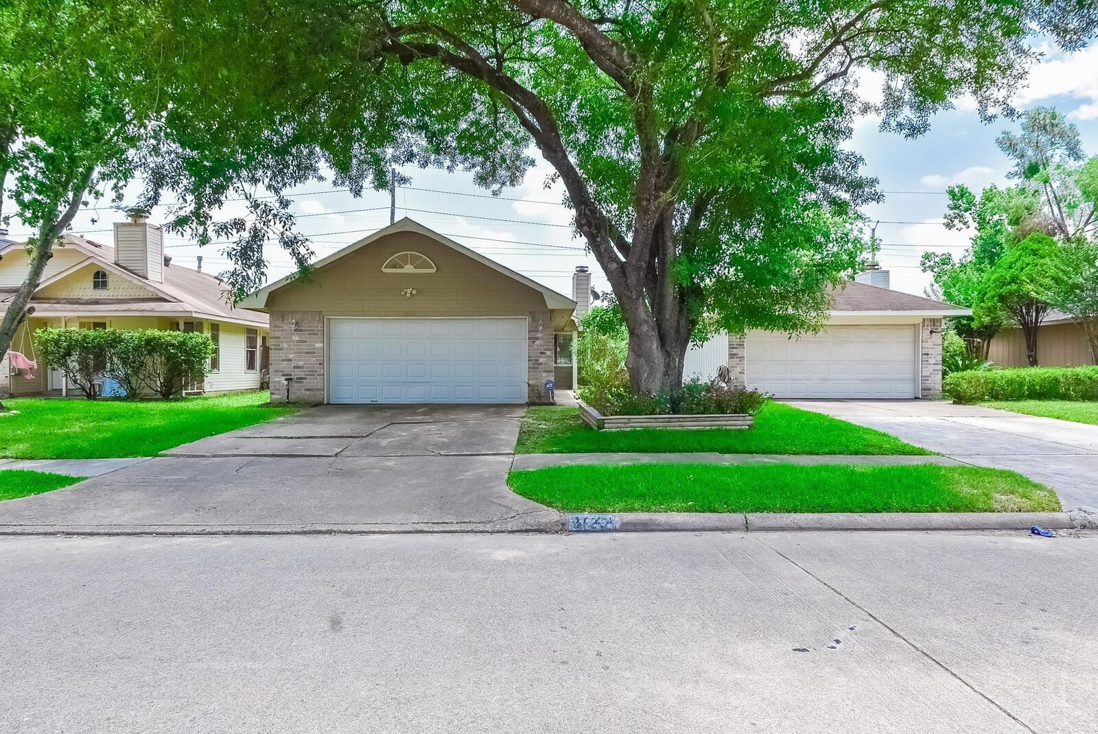 Property Photo: 3723 Varla Lane TX 77014