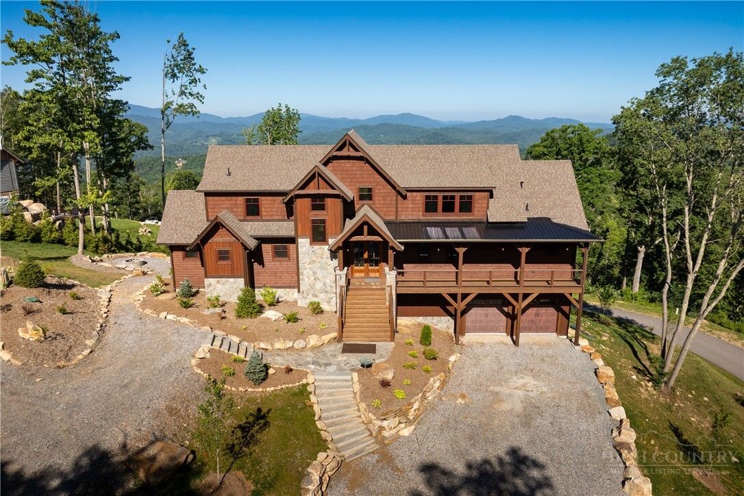 Property Photo: 635 Talon Trail NC 28622