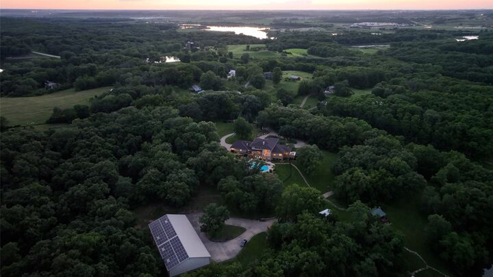Property Photo: 34984 Maffitt Lake Road IA 50061
