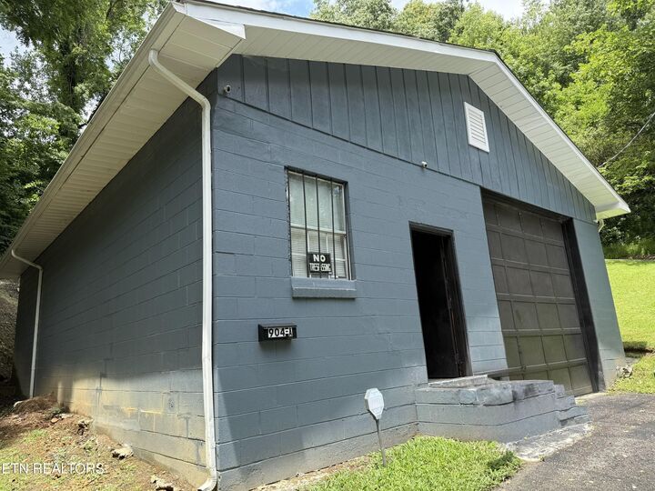 Property Photo: 904-A E Cumberland Ave KY 40965