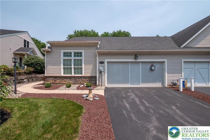 Property Photo: 5544 Briar Lane PA 18052