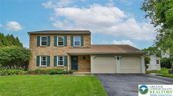 Property Photo:  5444 Hale Avenue  PA 18017 