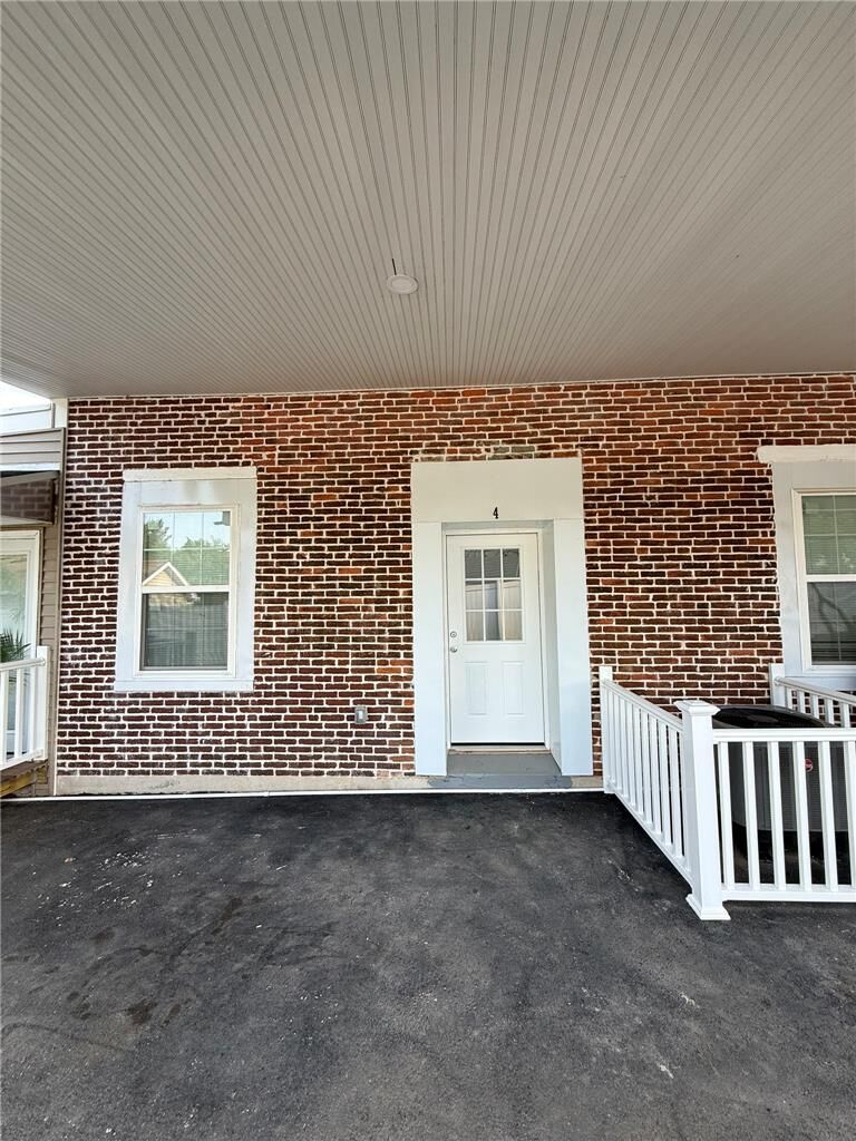 Property Photo:  4444 E Texas Road 4  PA 18103 