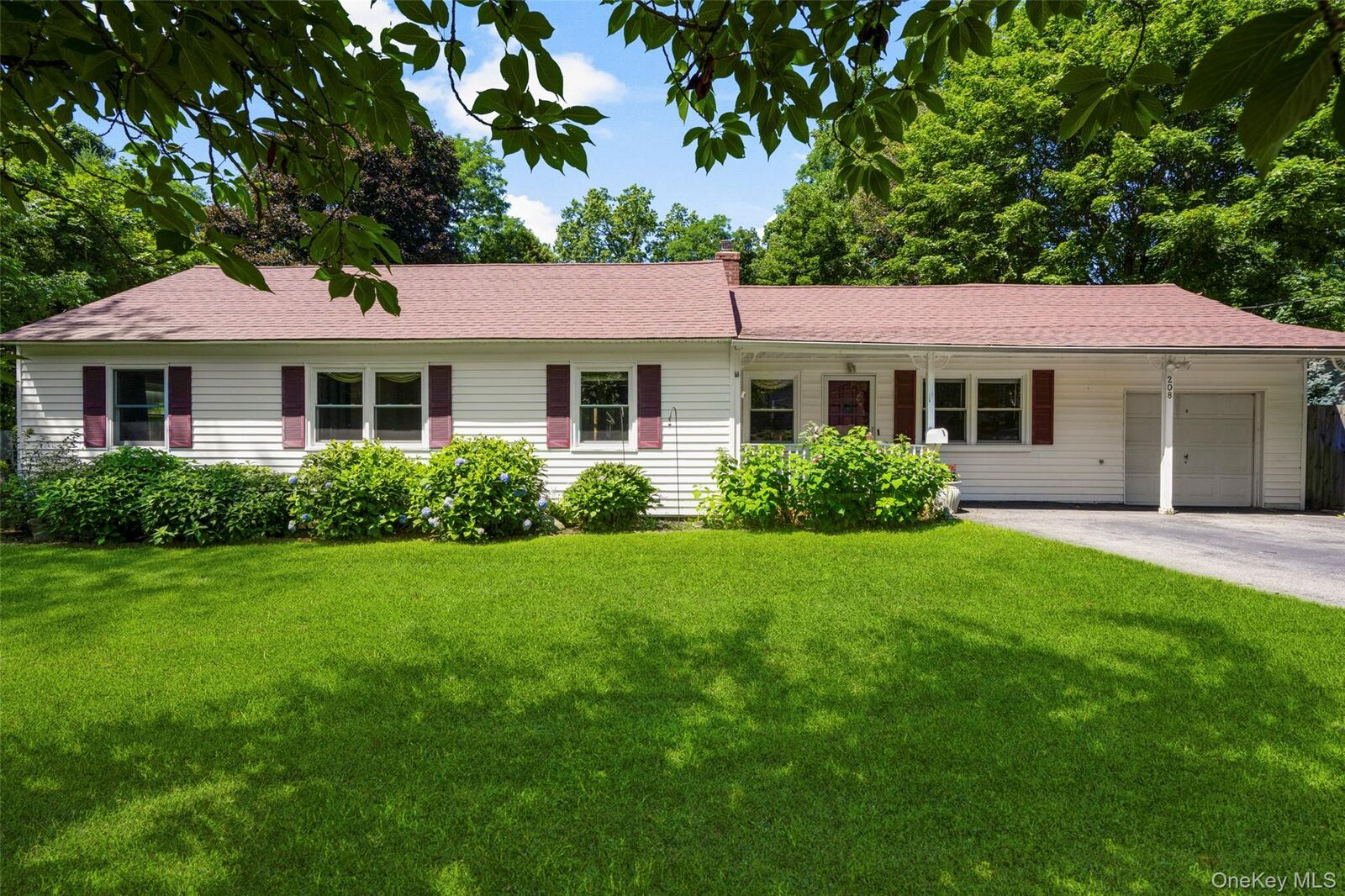 Property Photo:  208 Woodhampton Drive  NY 10603 
