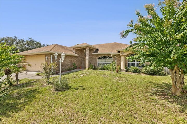 Property Photo: 2270 Carson Lane FL 32738