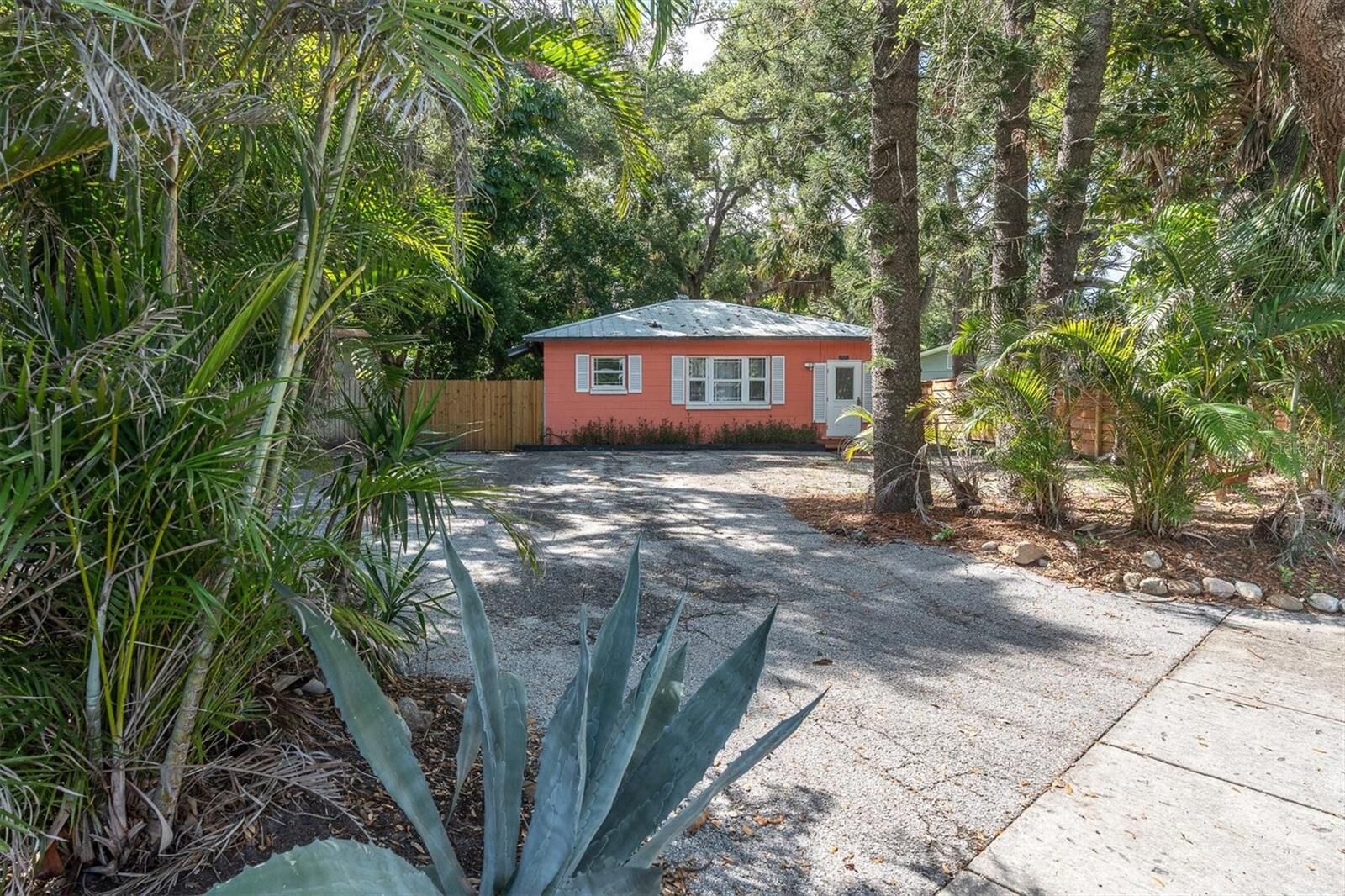 Property Photo:  2925 Park Street N  FL 33710 
