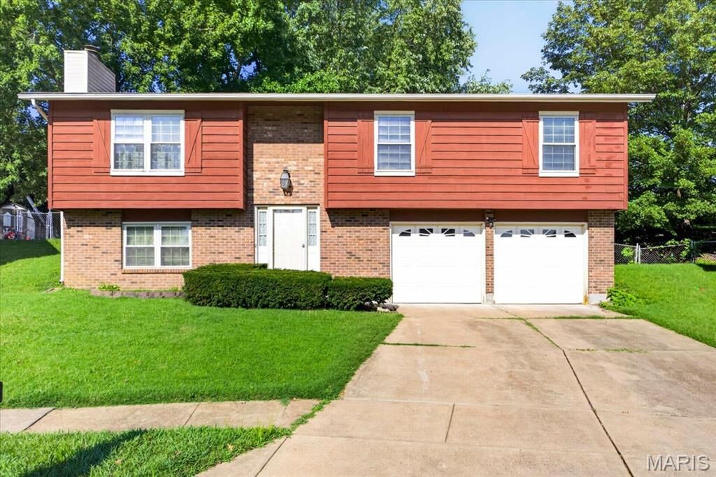 Property Photo: 8543 Maylor Drive MO 63123
