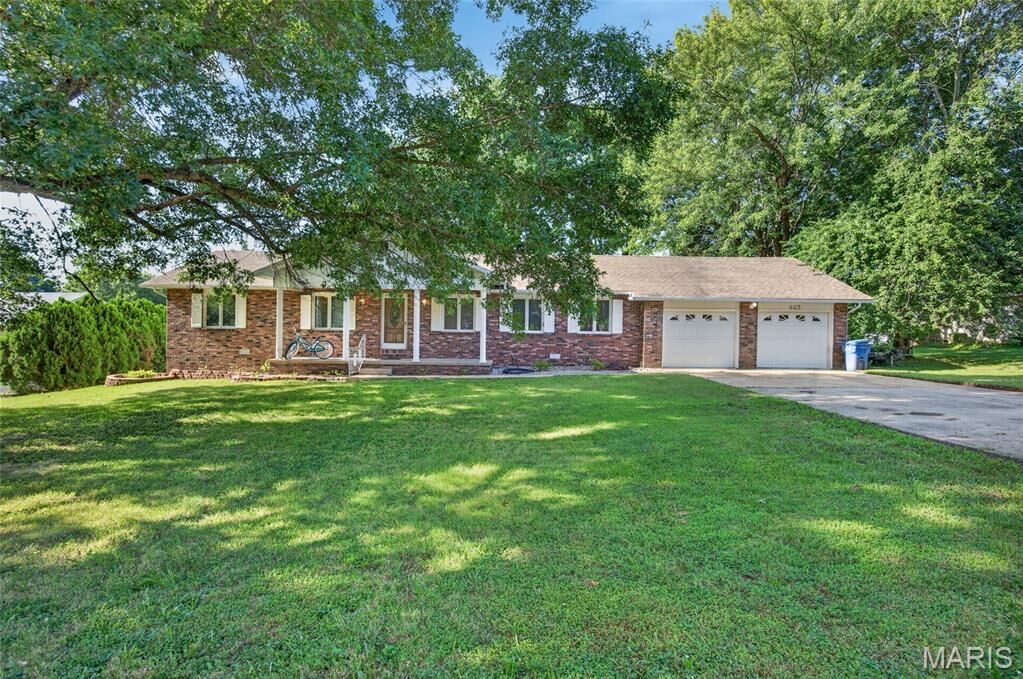 Property Photo: 603 Birchbark Lane MO 65536