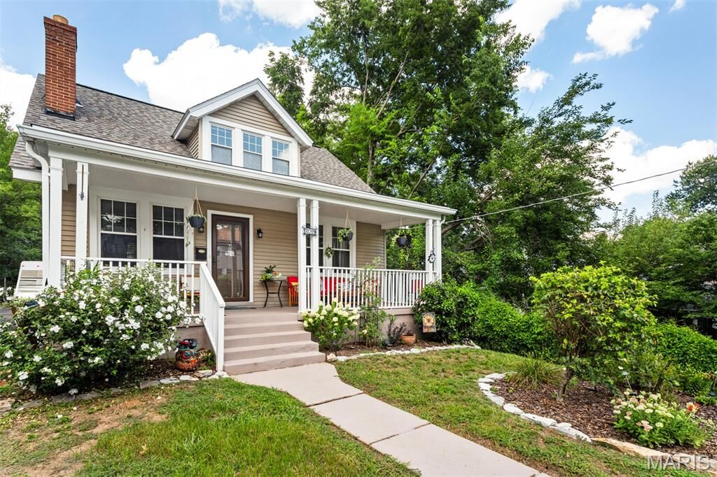 Property Photo: 329 Stark Court MO 63119