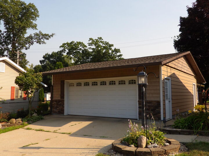 Property Photo: 2432 Allerton Street MI 49120