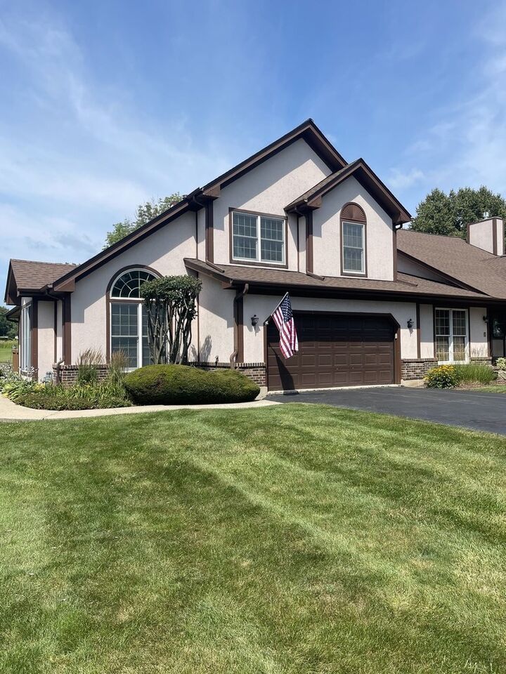 Property Photo: 30636 Pebble Beach Circle IL 60135