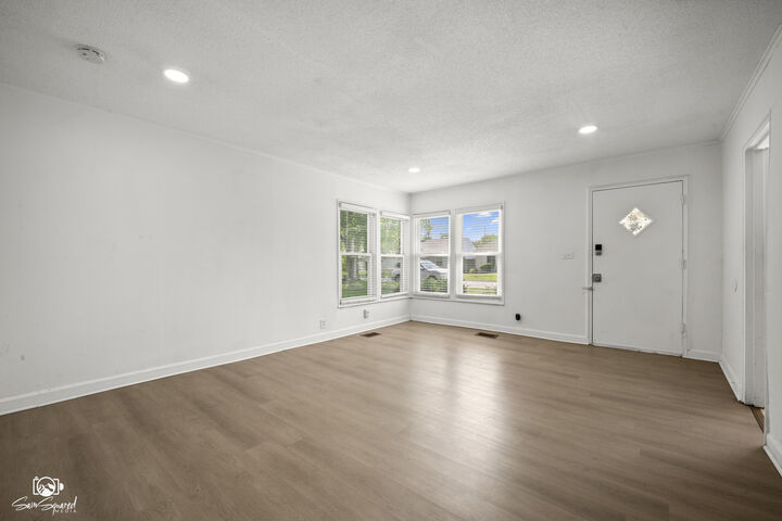 Property Photo: 17127 Park Avenue IL 60438