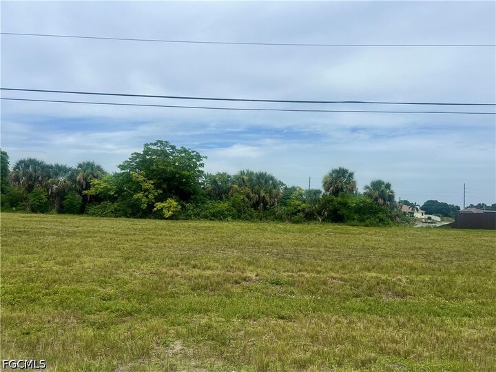 Property Photo:  1903 NE 23rd Avenue  FL 33909 