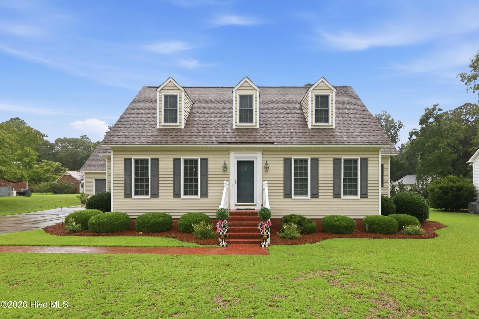 Property Photo:  2512 Hickory Street  NC 28562 