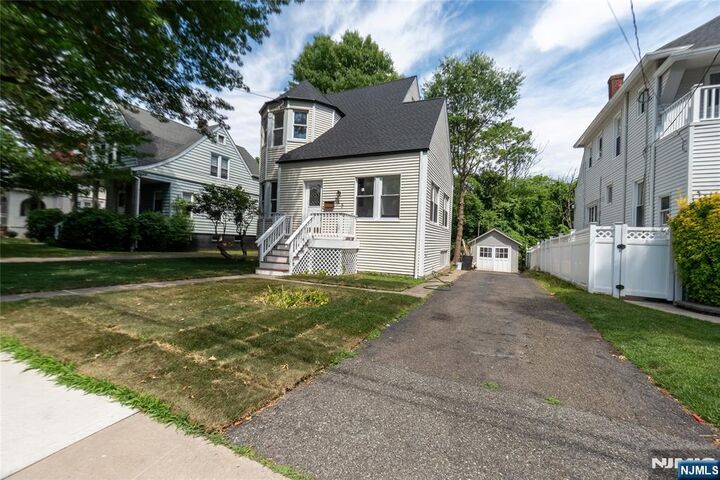 Property Photo:  245 Elm Avenue  NJ 07603 