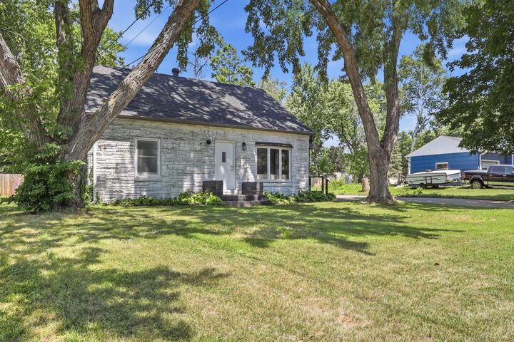 Property Photo: 2258 W 105th Street MN 55431