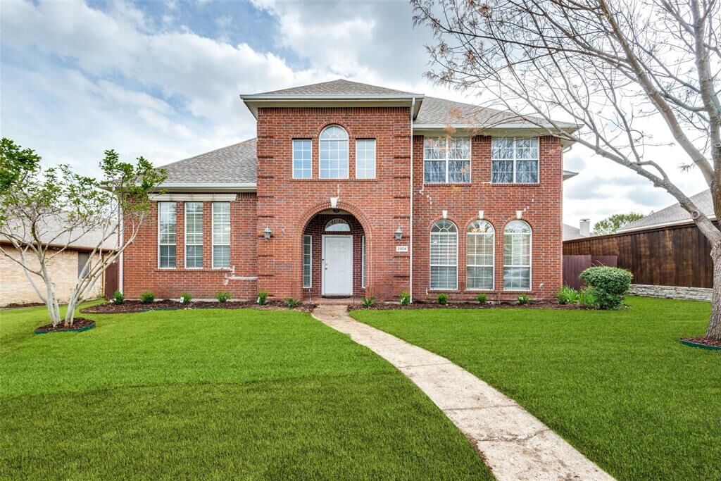 Property Photo: 2904 Woods Drive TX 75025