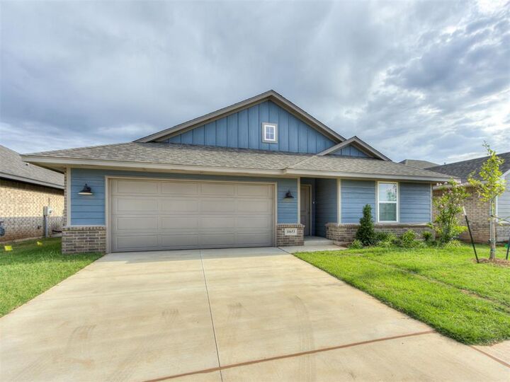 Property Photo:  10653 SW 18th Street  OK 73099 