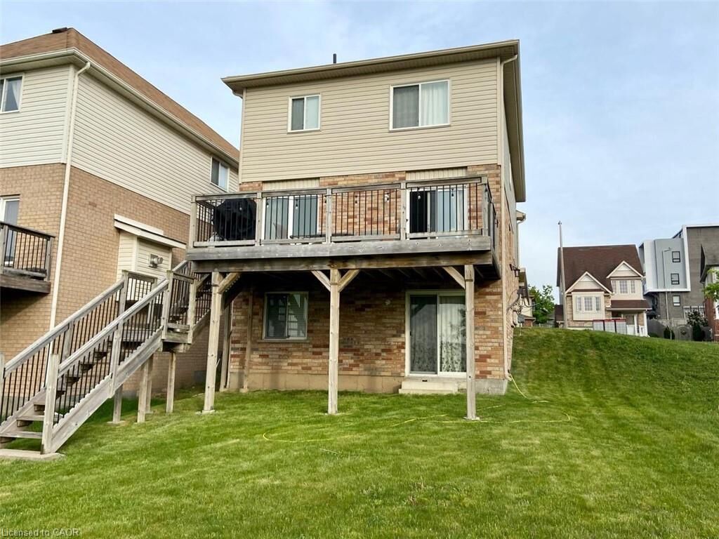 Property Photo:  287 Westmeadow Drive  ON N2N 3P9 