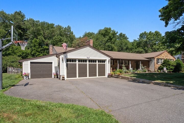Property Photo: 16 Burbank Lane MA 01523