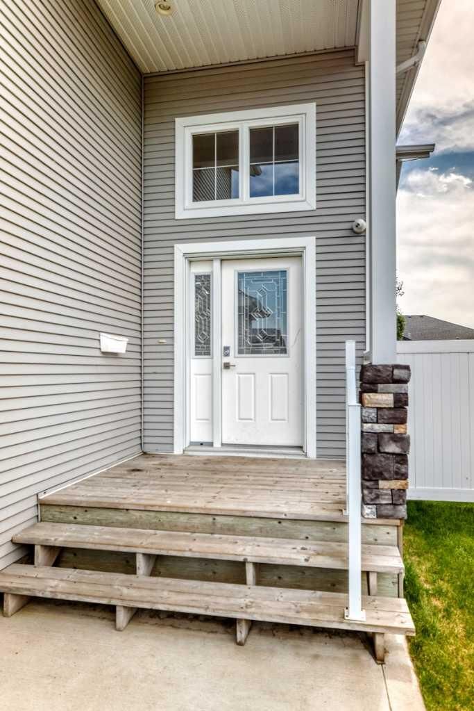 Property Photo: 38 Cambridge Close AB T4M 0A3