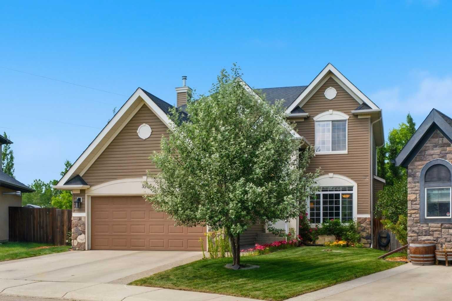 Property Photo: 331 Parkmere Green AB T1X 1V5