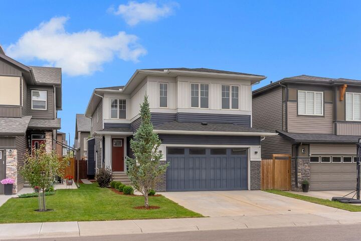 Property Photo: 45 Carringsby Landing NW AB T3P 1L9