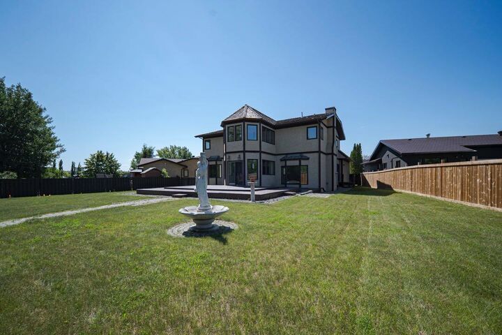 Property Photo: 118 Dickins Close AB T9K 1X5