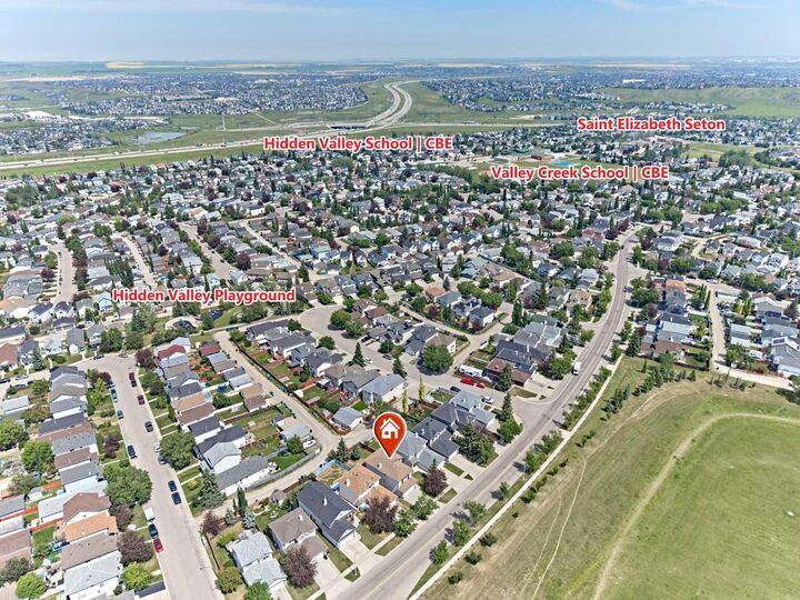Property Photo: 9683 Hidden Valley Drive NW AB T3A 5P8
