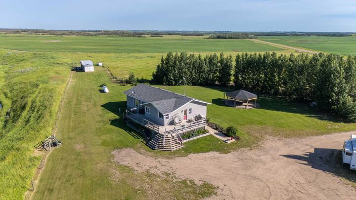Property Photo: 49148 Rgd Rd 3261 SK S0M 1H0