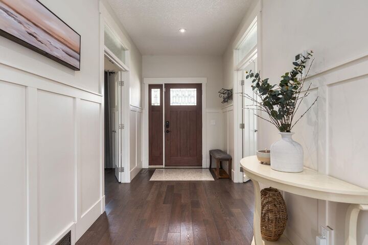 Property Photo: 313 Centre Avenue SE AB T4B 1H6