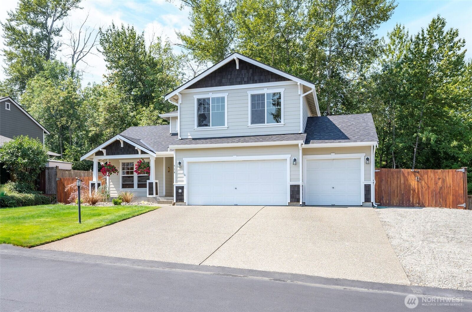 Property Photo: 714 122nd Avenue Ct E WA 98372